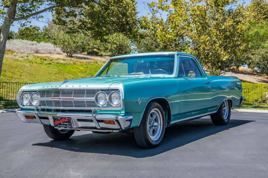 1965 Chevrolet El Camino sold for $33,500