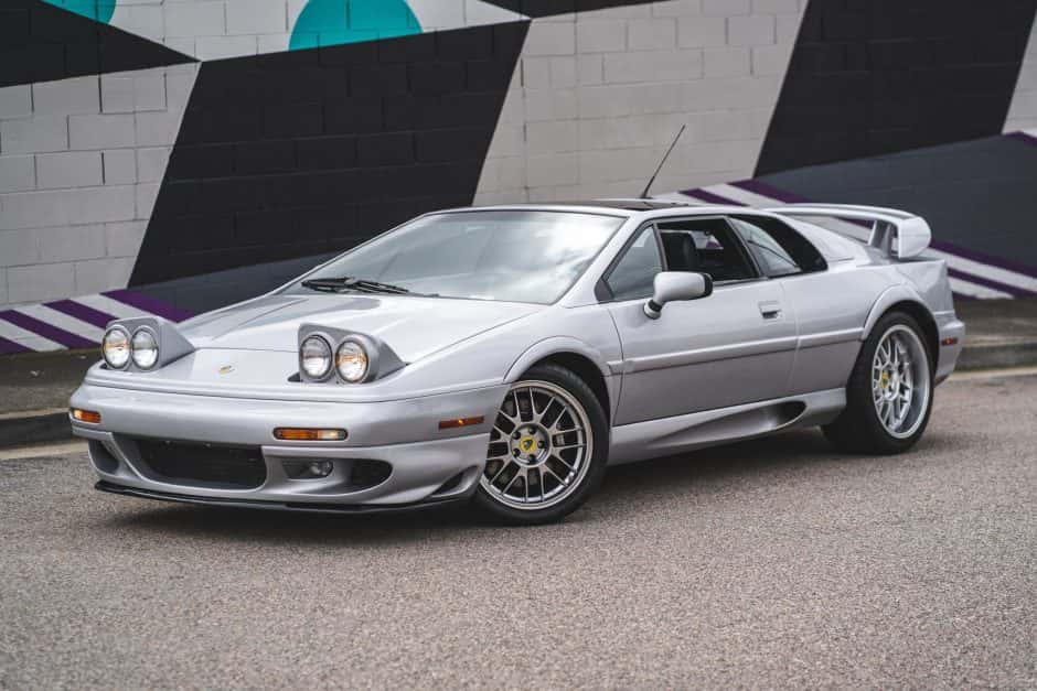 2002 Lotus Esprit sold for $75,000