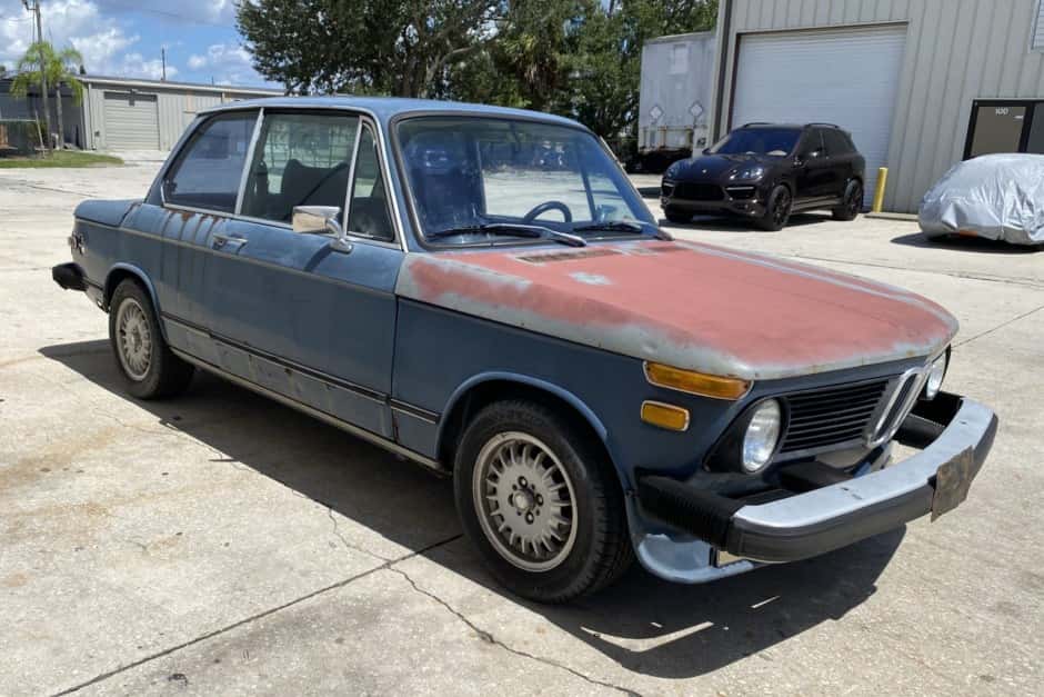 1974 BMW 2002tii sold for $9,500