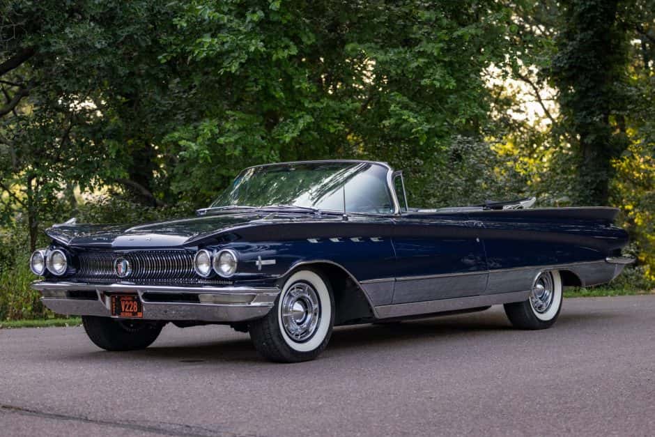 1960 Buick Electra sold for $48,750
