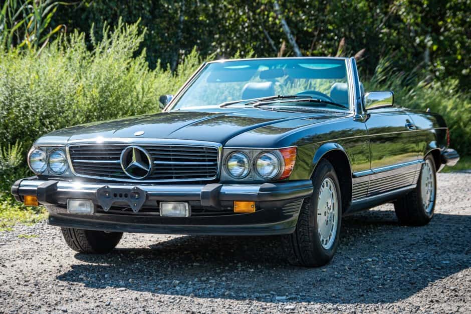 1989 Mercedes-Benz R107 SL sold for $25,000