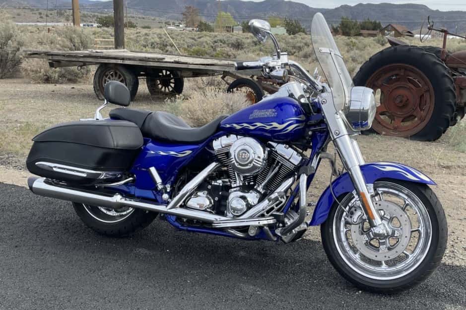 2007 Harley-Davidson Touring sold for $11,000
