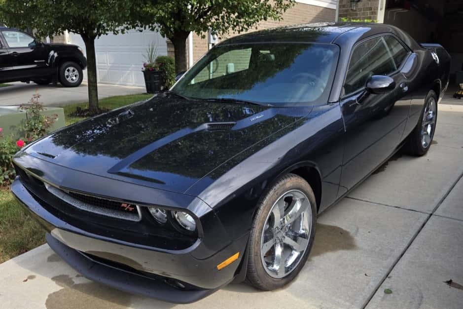 2013 Dodge Challenger (non-SRT, 2009-2023) sold for $20,069