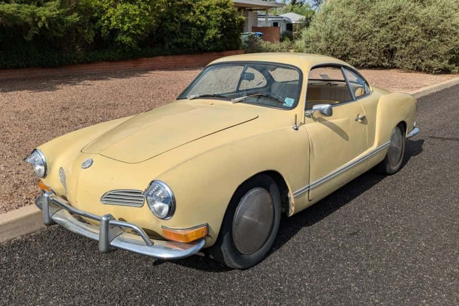 1970 Volkswagen Karmann Ghia sold for $10,000