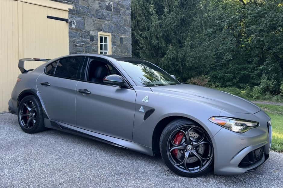 2019 Alfa Romeo 952 Series Giulia sold for $46,500