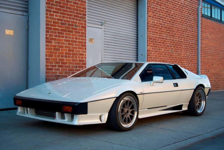 1987 Lotus Esprit sold for $38,500