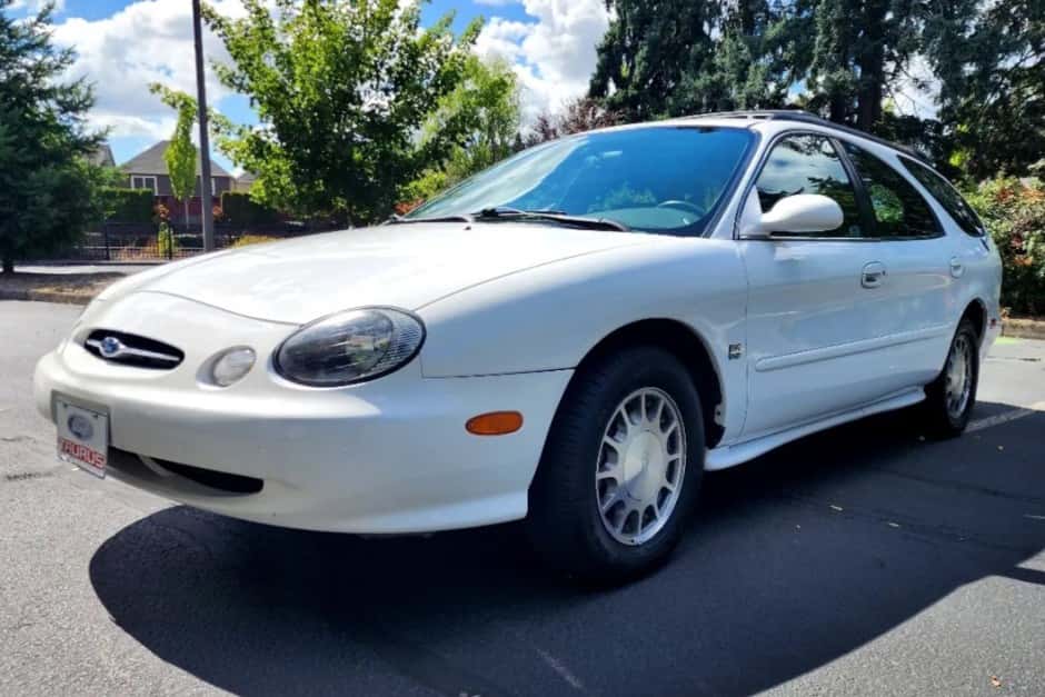 1999 Ford Taurus Sedan & Wagon sold for $7,000