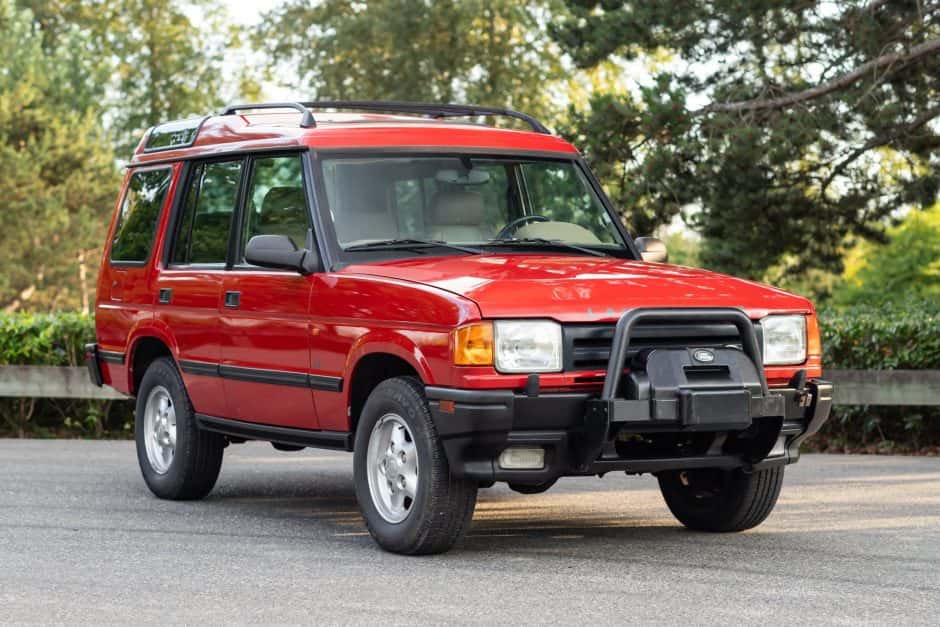 1998 Land Rover Discovery sold for $8,400