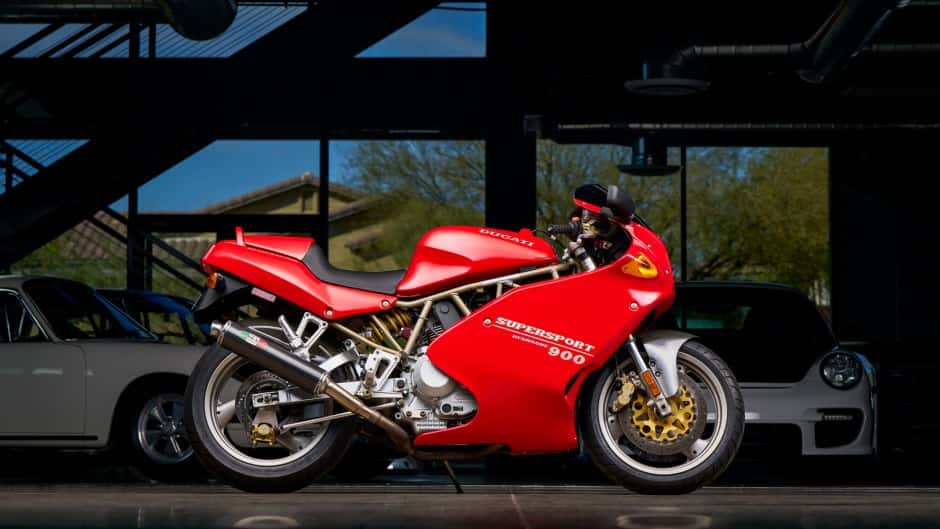 1997 Ducati 750, 800, 900, & 1000 Supersport (1988-2007) sold for $7,100