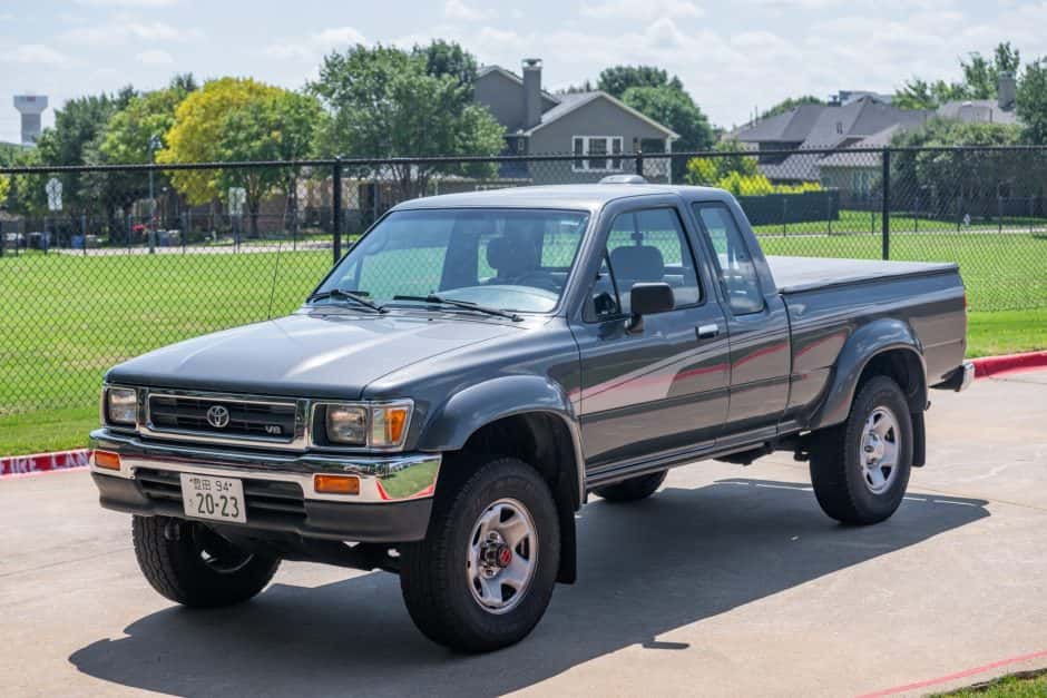 1994 Toyota Pickup (N80/90/100/110 1989-1997) sold for $14,500