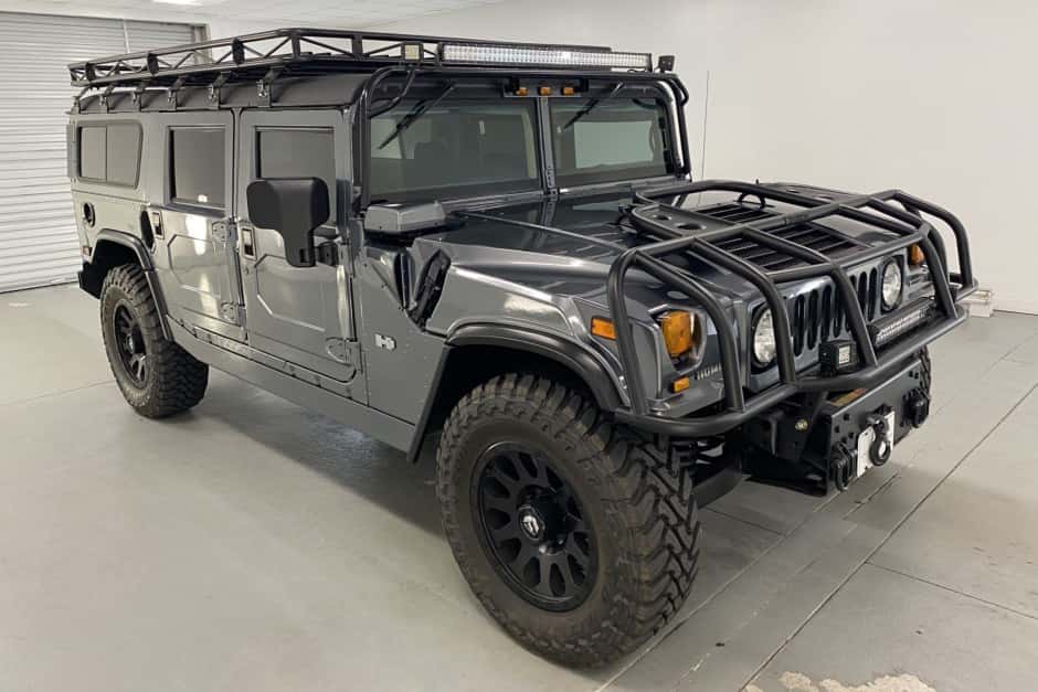 2006 Hummer H1 sold for $162,000