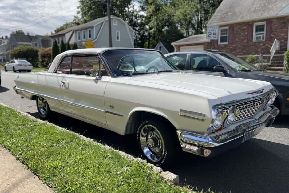 1963 Chevrolet Impala sold for $25,000
