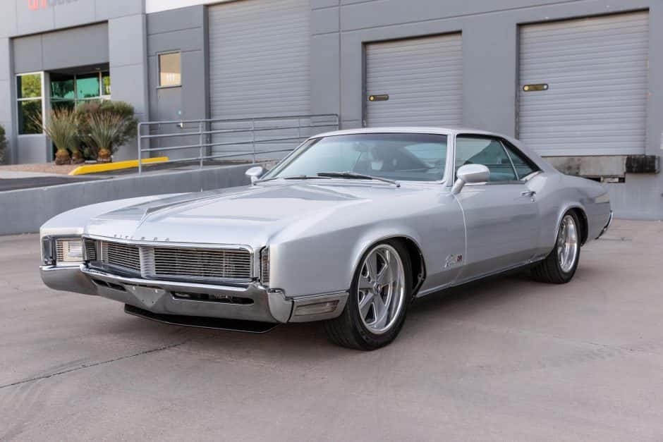 1966 Buick Riviera sold for $22,750