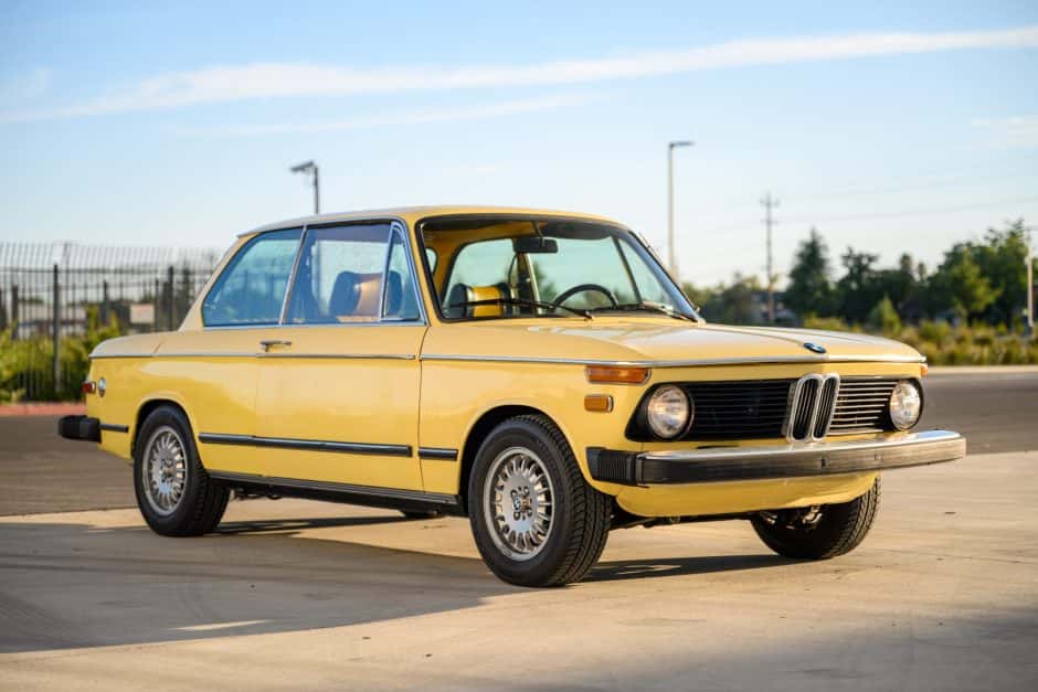 1976 BMW 2002 sold for $8,500