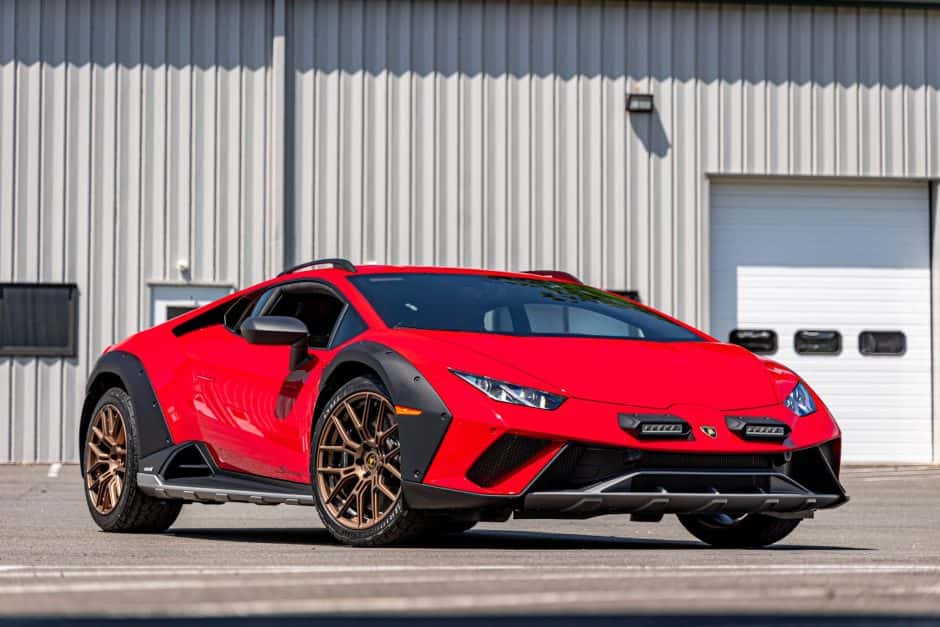 2023 Lamborghini Huracán sold for $285,007