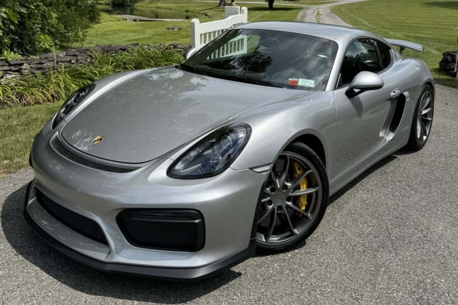 2016 Porsche Cayman GT4 sold for $90,000