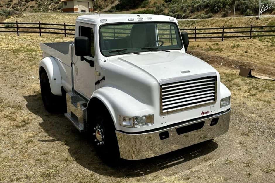 1992 International Harvester Pickup sold for $31,000