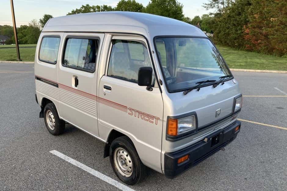 1985 Honda Acty sold for $5,500