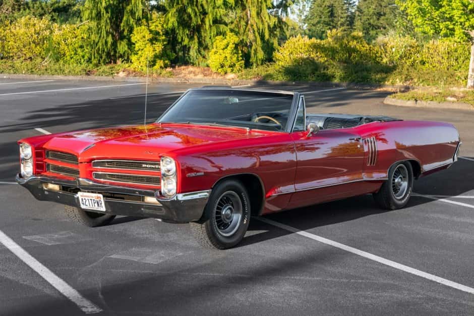 1966 Pontiac Catalina sold for $41,500