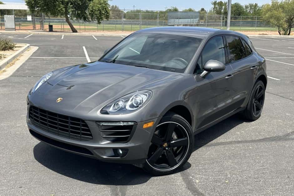 2015 Porsche Macan sold for $30,000