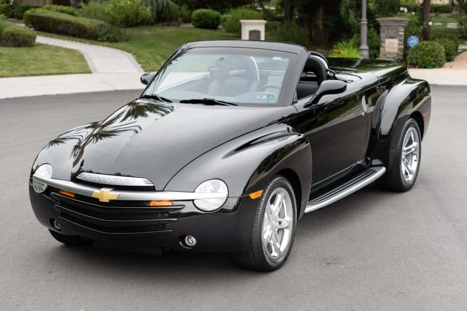 2005 Chevrolet SSR sold for $30,001