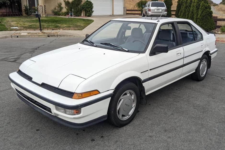1989 Acura Integra sold for $2,600