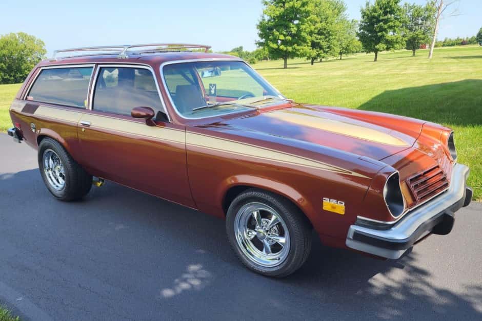 1977 Chevrolet Vega sold for $16,500