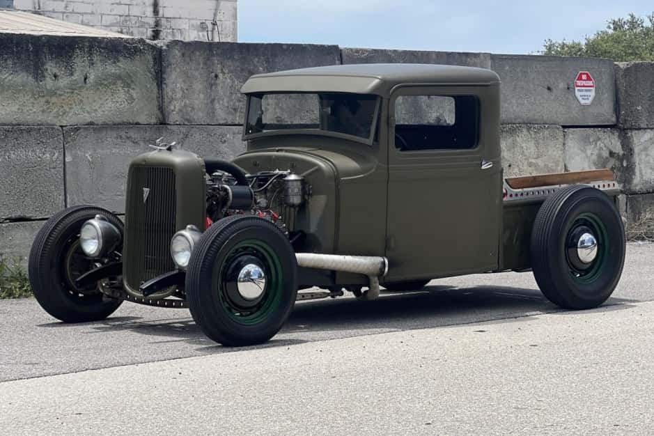 0 Ford Hot Rod sold for $9,369