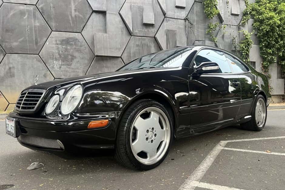 2001 Mercedes-Benz CLK-Class sold for $14,500