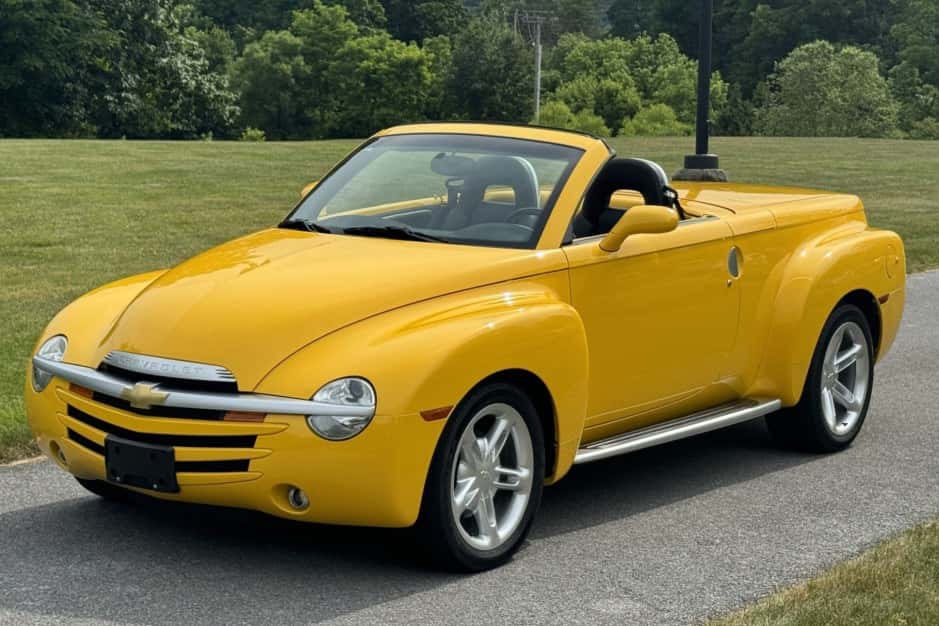 2004 Chevrolet SSR sold for $21,000