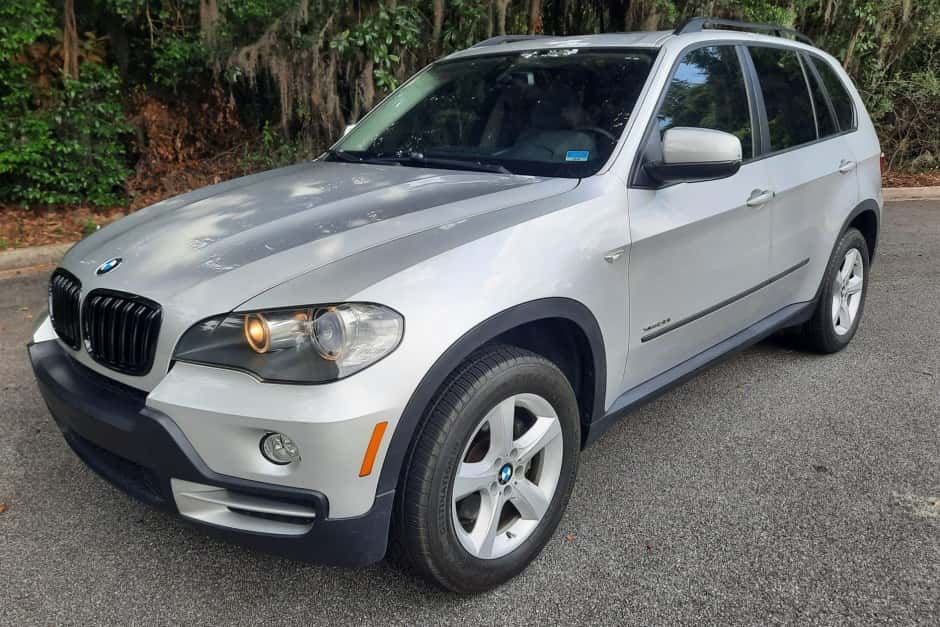 2009 BMW X5 sold for $8,860