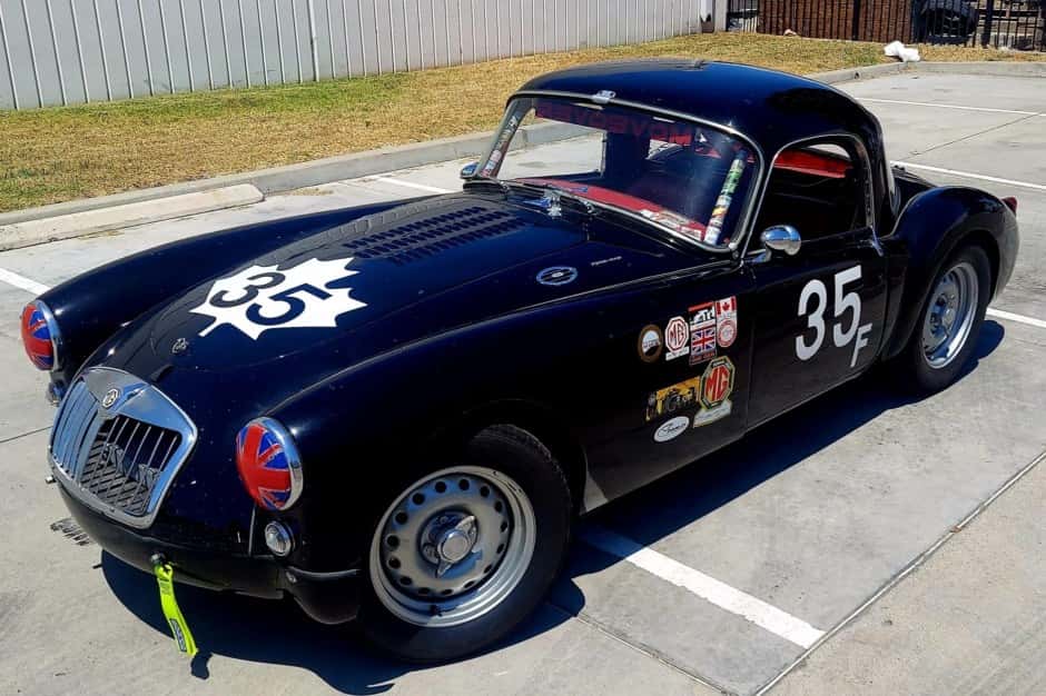 1958 MG MGA sold for $33,000