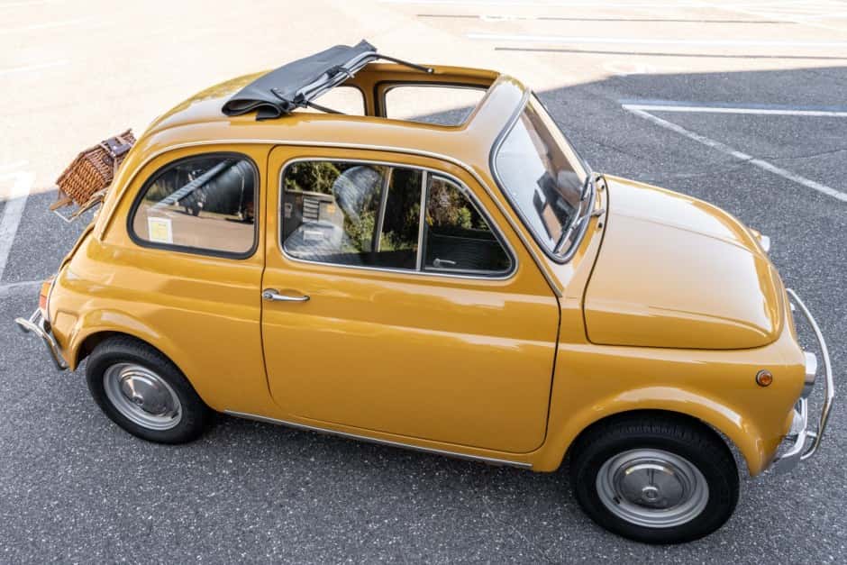 1972 Fiat Nuova 500 (1957-1975) sold for $19,000