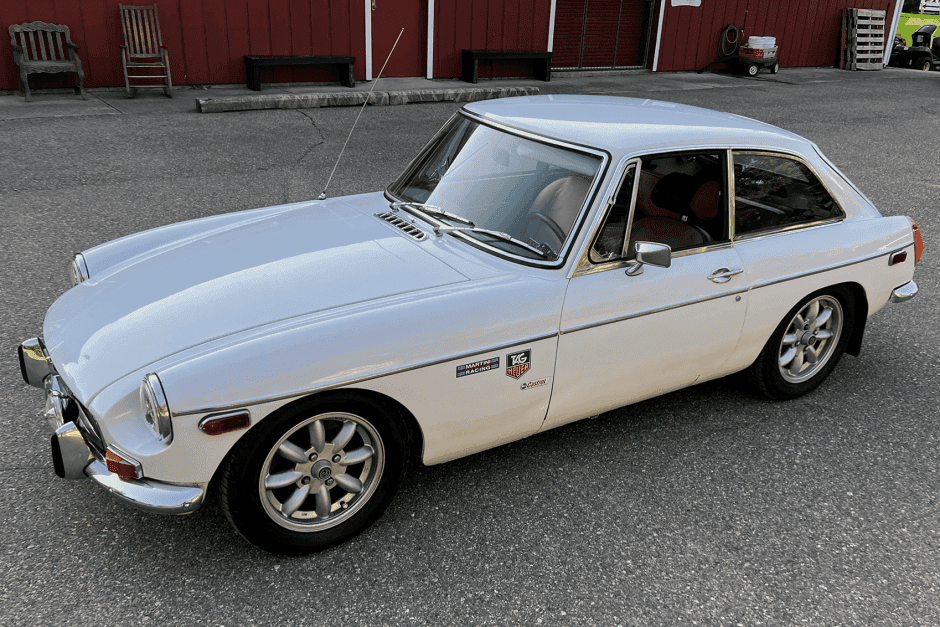 1974 MG MGB sold for $7,500