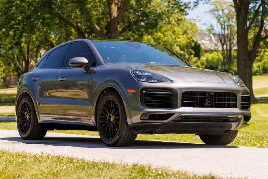 2023 Porsche 9Y0/9Y3 Cayenne (2019-) sold for $95,077