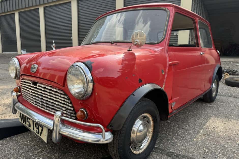 1963 Mini Mk I & Mk II sold for $4,900