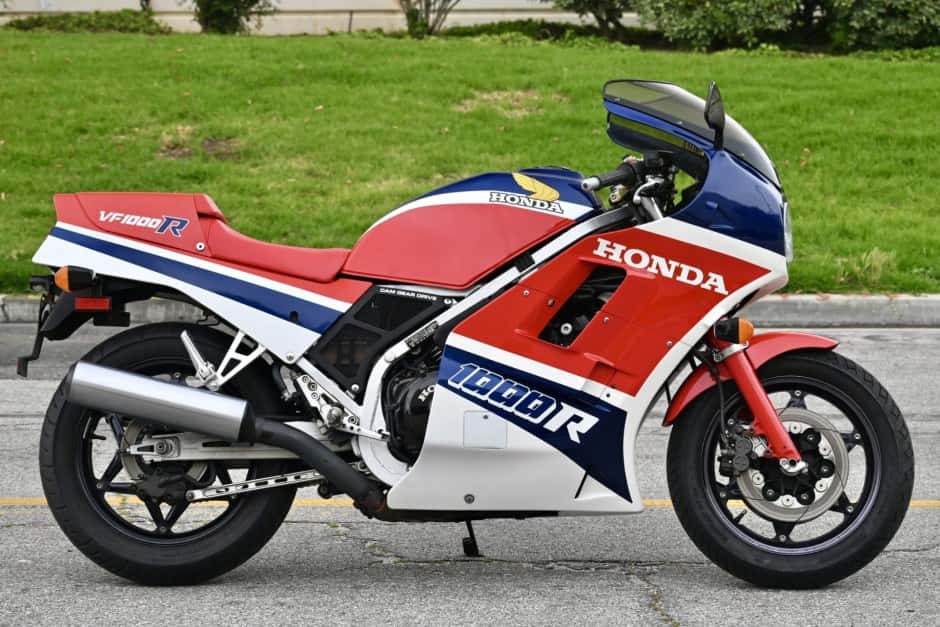 1986 Honda VF & VFR sold for $10,500