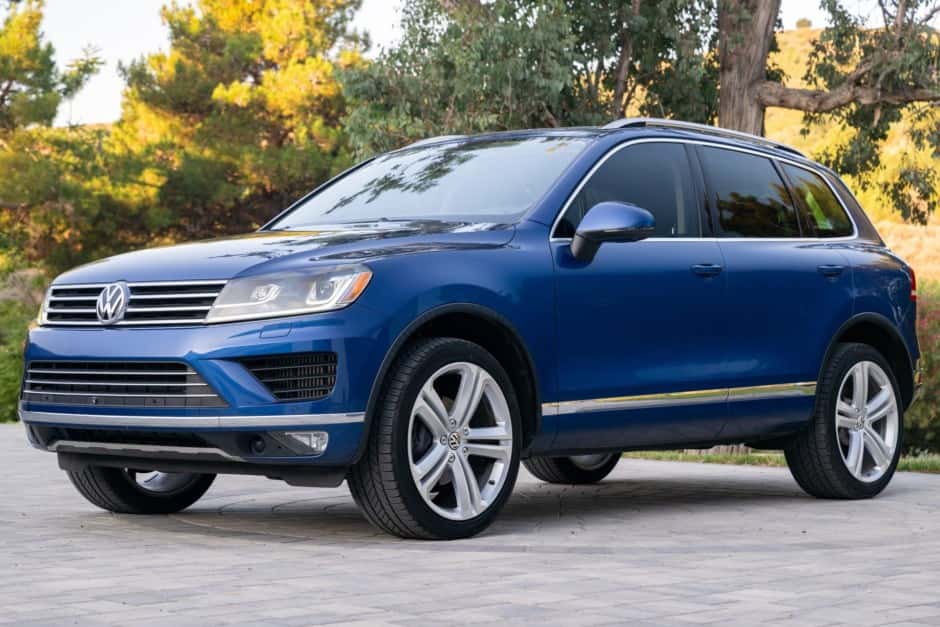 2016 Volkswagen Touareg sold for $41,000