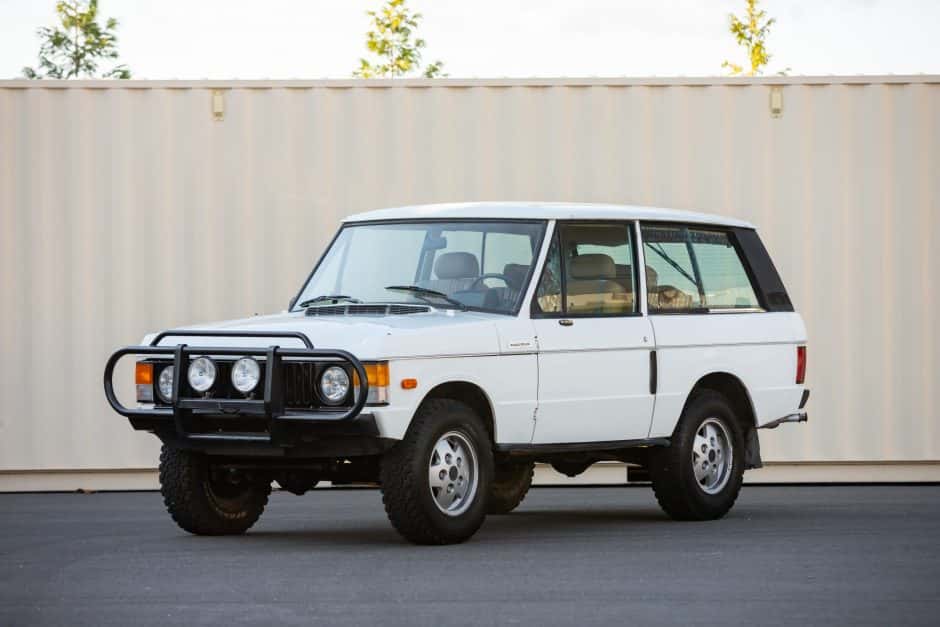 1980 Land Rover Range Rover Classic sold for $14,000