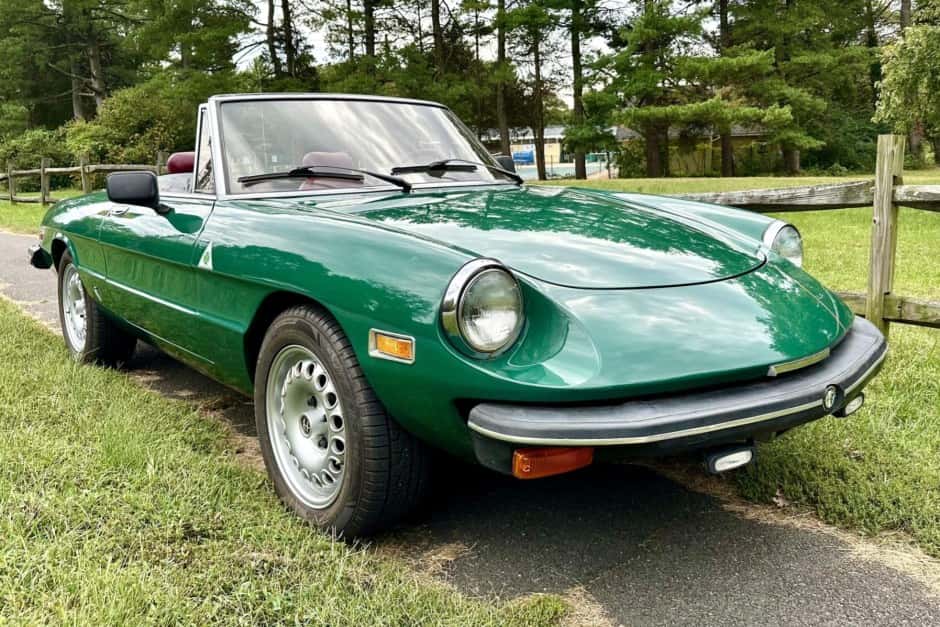 1979 Alfa Romeo 105/115 Spider Series 2 sold for $8,500