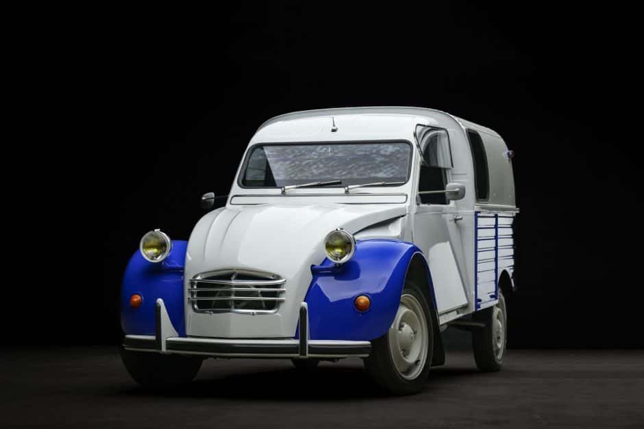 1971 Citroen 2CV sold for $20,500