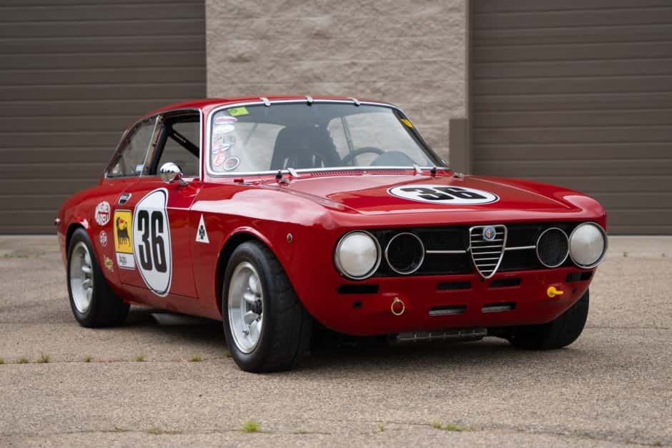 1969 Alfa Romeo 105/115 Series Coupe sold for $48,000