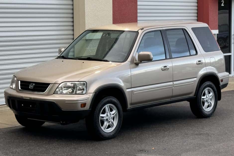 2001 Honda CR-V sold for $10,000