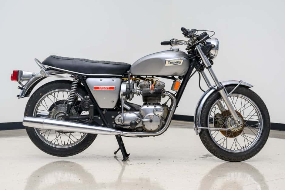 1975 Triumph Trident sold for $5,600