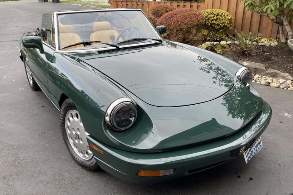 1992 Alfa Romeo 105/115 Spider Series 4 sold for $19,750