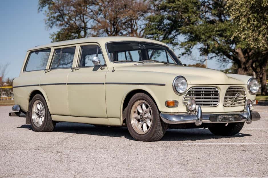 1967 Volvo Amazon sold for $9,800