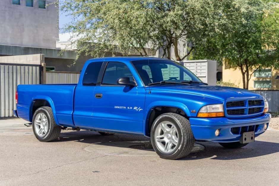 1999 Dodge Dakota (1997-2004) sold for $20,000