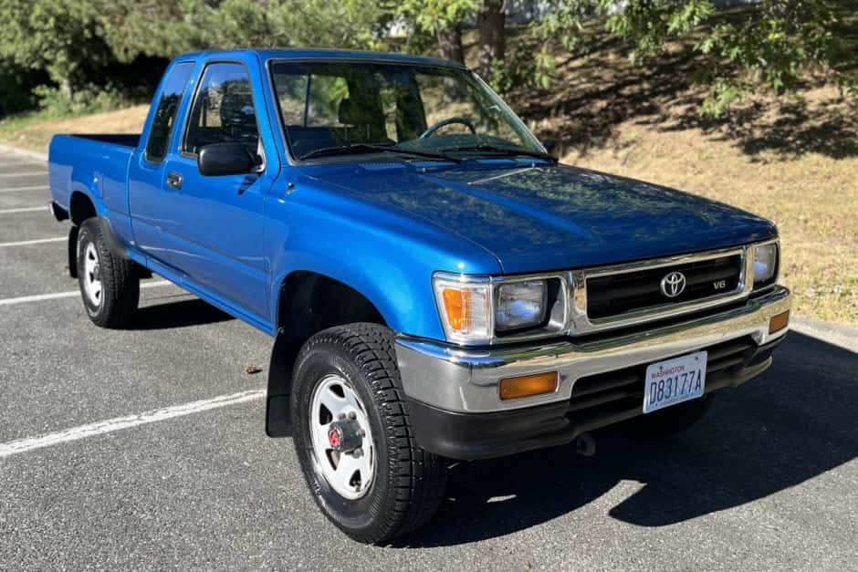 1993 Toyota Pickup (N80/90/100/110 1989-1997) sold for $18,903