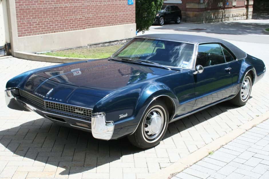 1967 Oldsmobile Toronado sold for $11,250