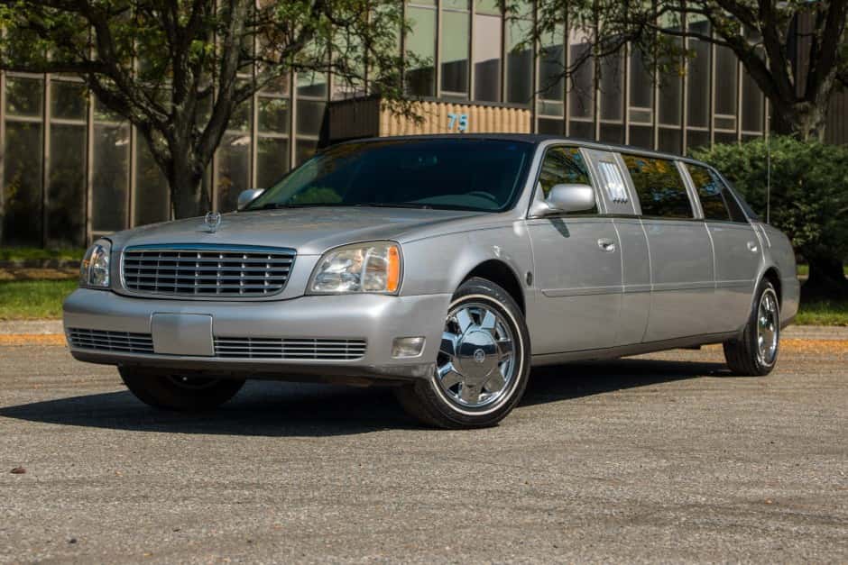 2004 Cadillac DeVille sold for $13,250